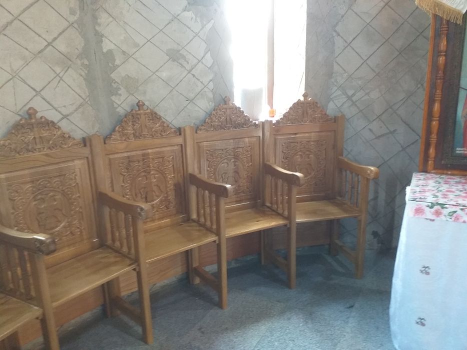 Strani si scaune bisericesti