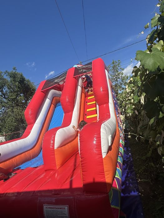 Tobogan Gonflabil "Circus World" de inchiriat