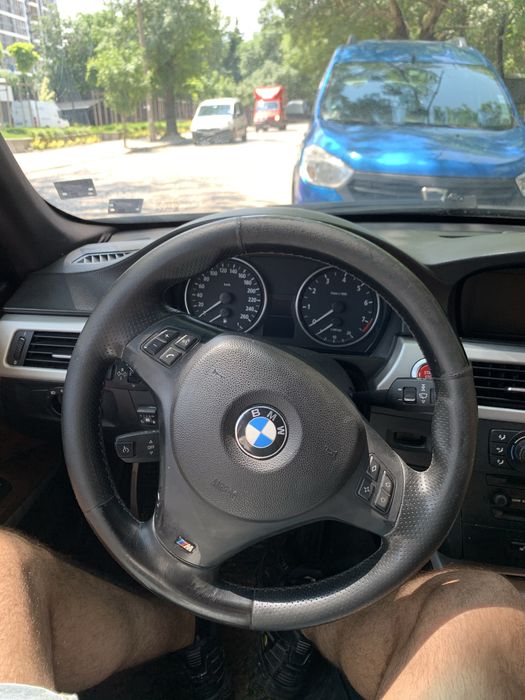 BMW 330 IX E90.