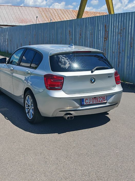 BMW seria 1 118i an 2011