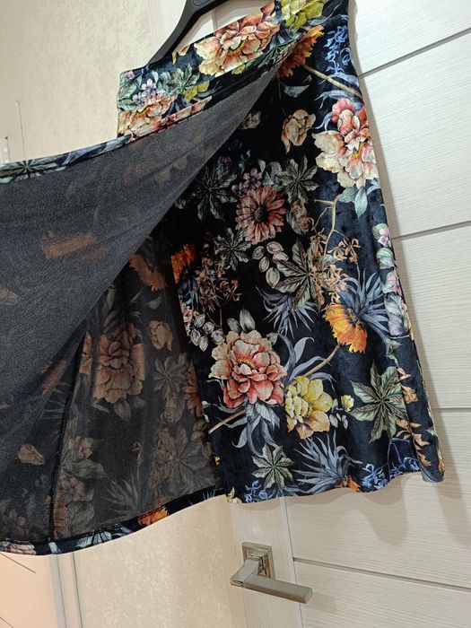 Женские кофты, юбки р44-46.