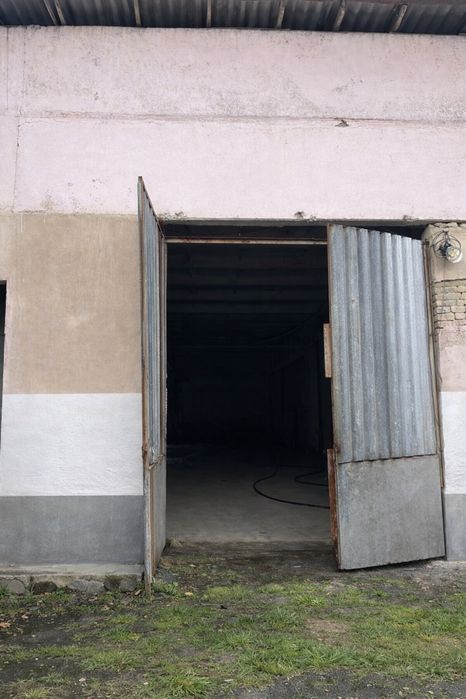 Xaladelnik  Muzlatgich jami 250 tonalik maxsulot saqlash uchun Arendag