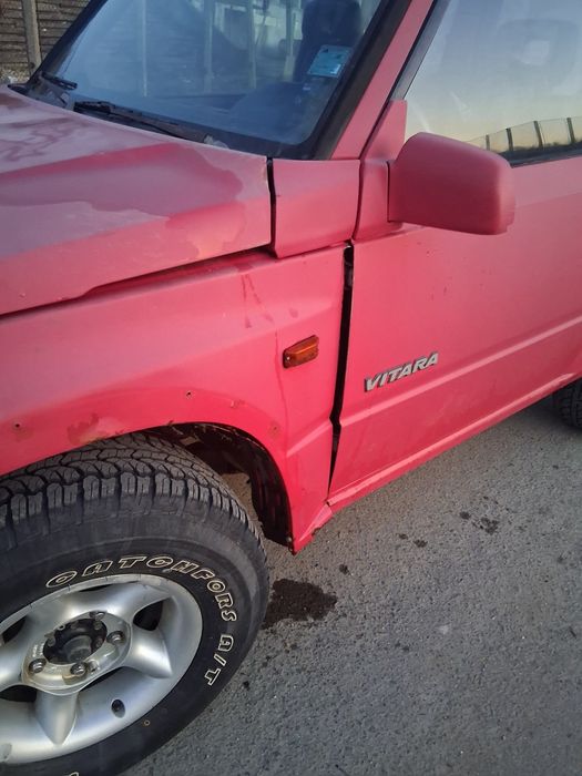 Vând suzuki vitara 1.6 8v