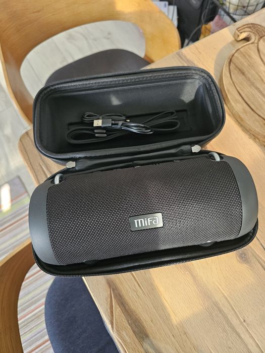 Boxa portabil  MIFA 60 Bluetooth Noua