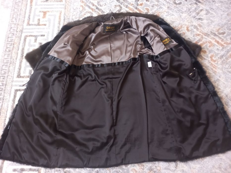 Продам шубу в отличном состоянии