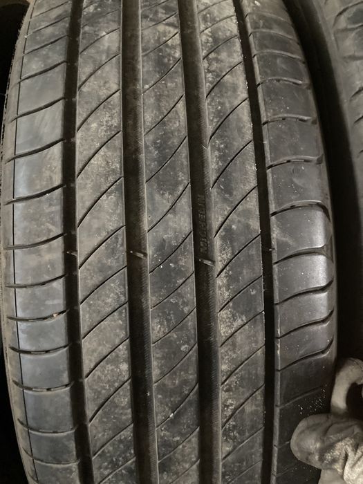 4броя 215/60R17 Michelin Premacy4