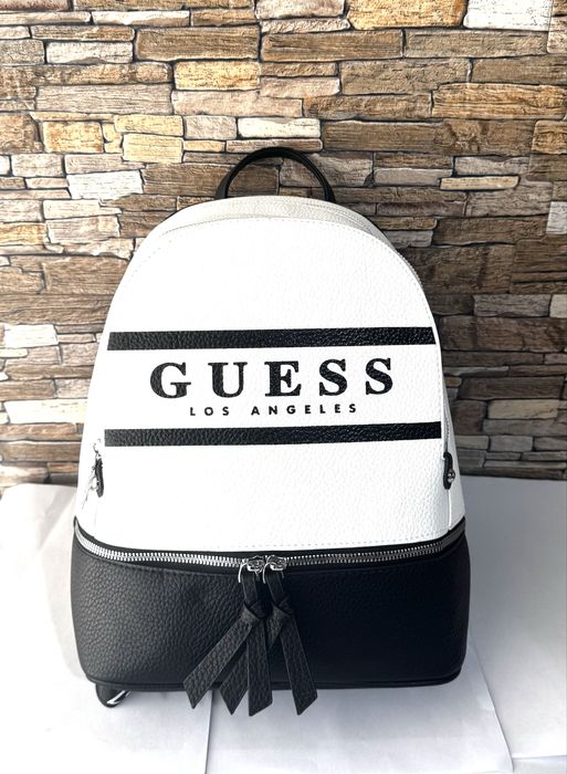 Чанта  потмоне Guess