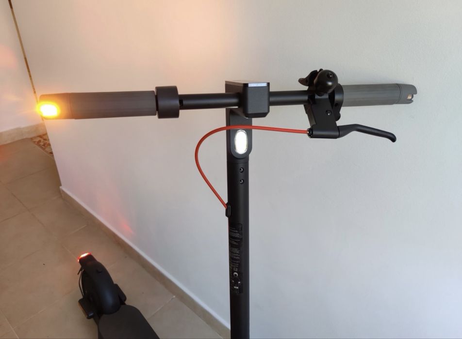 Trotineta xiaomi 4 ca noua