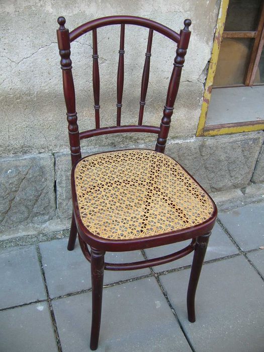 Реставрация на Старинни Мебели