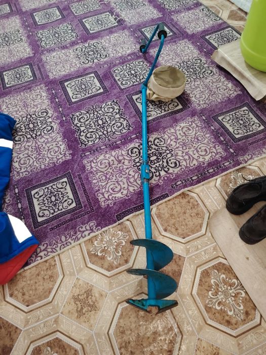 продам бур для рыбалкы