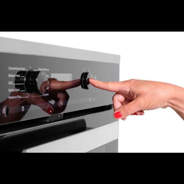 Miele H6267BP 76L А+ с пиролиза и добане на пара 2г. гаранция