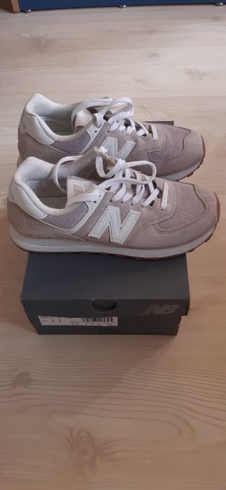 Adidași damă New Balance, mărimea 39