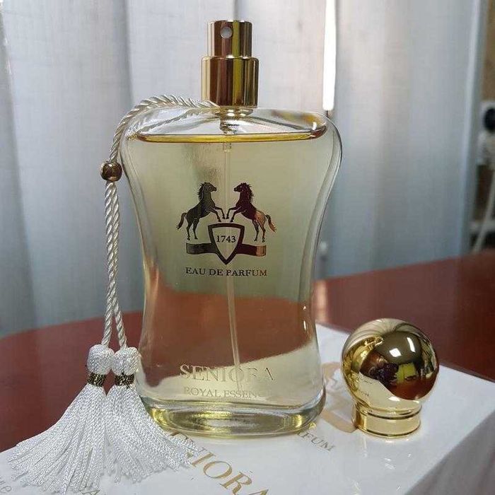 Fragrance World - Seniora Royal Essence 100ml