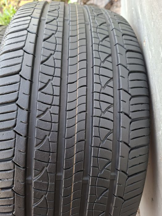 Продам шины 235/45/18 нексен