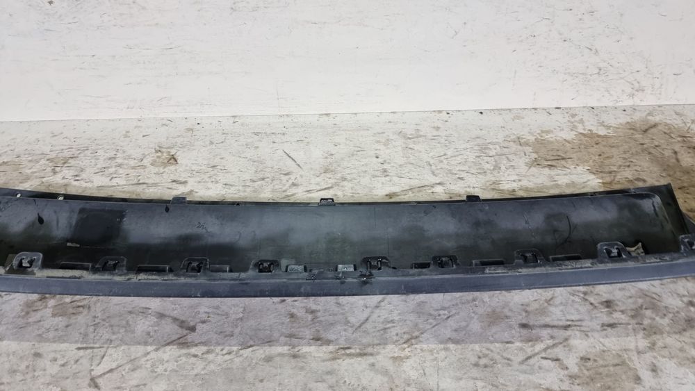 Spoiler inferior bara spate VW Touareg 2018, 2019, 2020, 2021, 2022, cod origine OE 760807568J