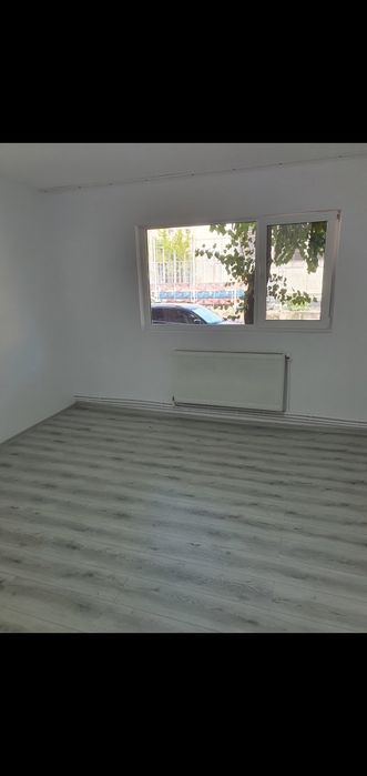 Vand apartament 2 camere