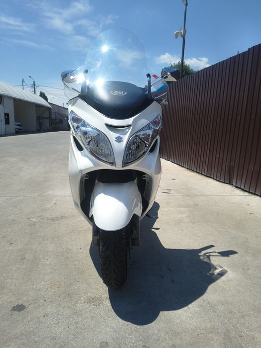 Suzuki Burgman 400cc