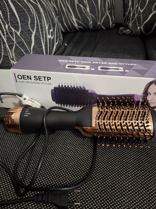 Продавам четка с горещ въздух TM electron