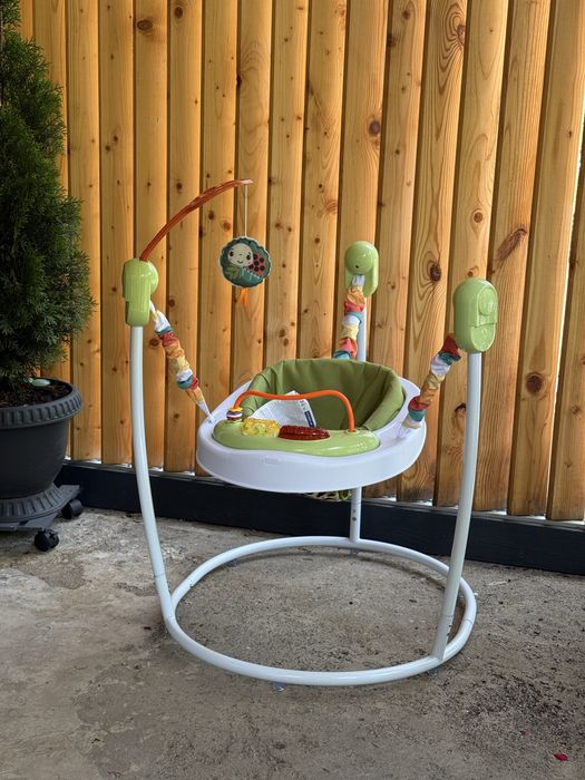 Centru activitati cu jumper bebe