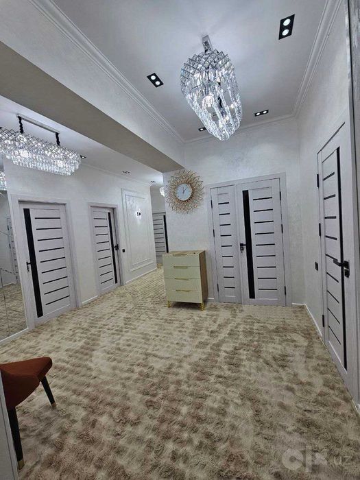 №5338 Продается квартира 4х ком 1 этаж 106кв