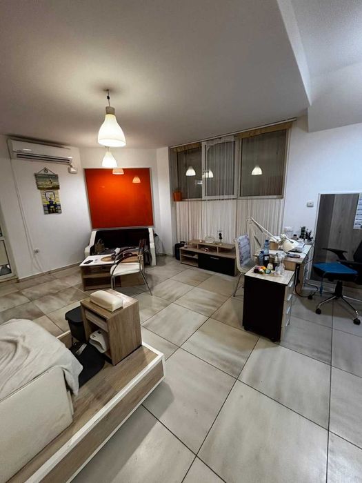 Дава се под наем  в Стара Загора, ОРБ -  кв.м за 214.2 € - Снимка #2