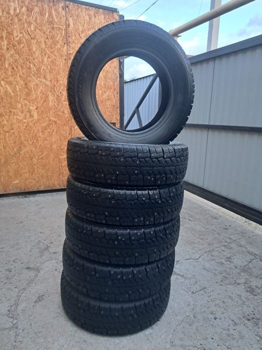 Продам шины зимние