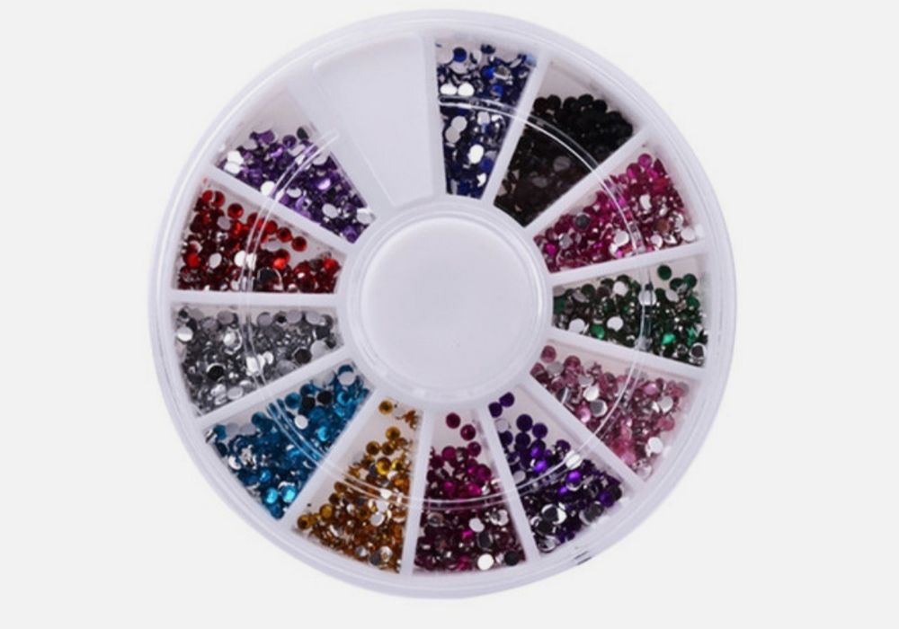 Стразы для макияжа,ногтей и многое другое