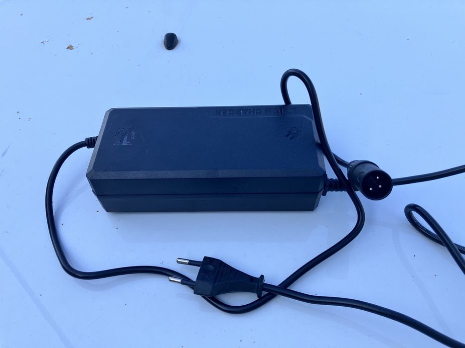 Зарядное устройство блок питания для электровелосипед