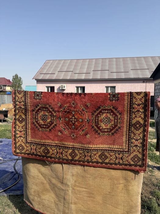 Продается ЭТНА Ковёр древний