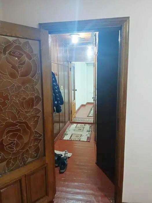 2-комнатная, 3 этаж, Феруза