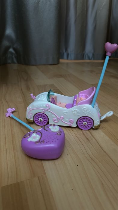 Машина для пони,на пульте управления