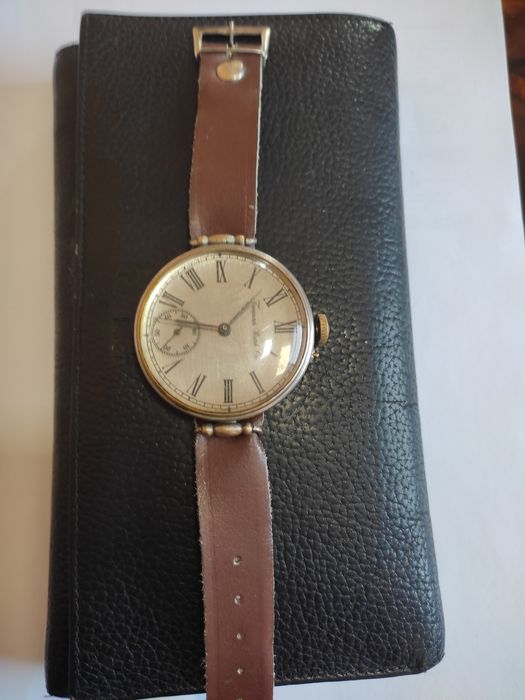 Продаю часы антиквариат. Швейцария.(TAVANNES WATCH GO)