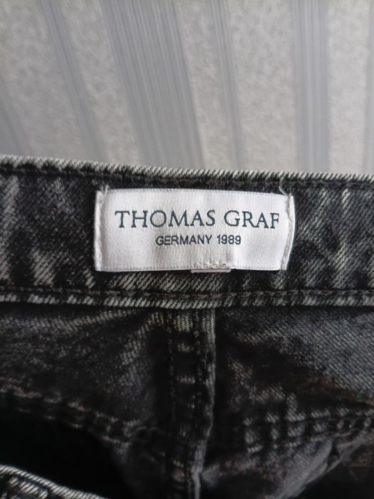 Продам женские джинсы