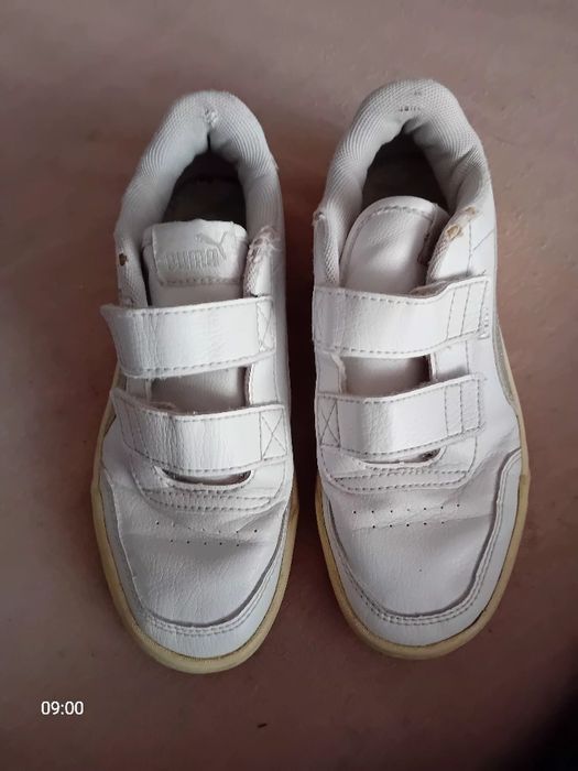 Adidasi nr 34 de joaca