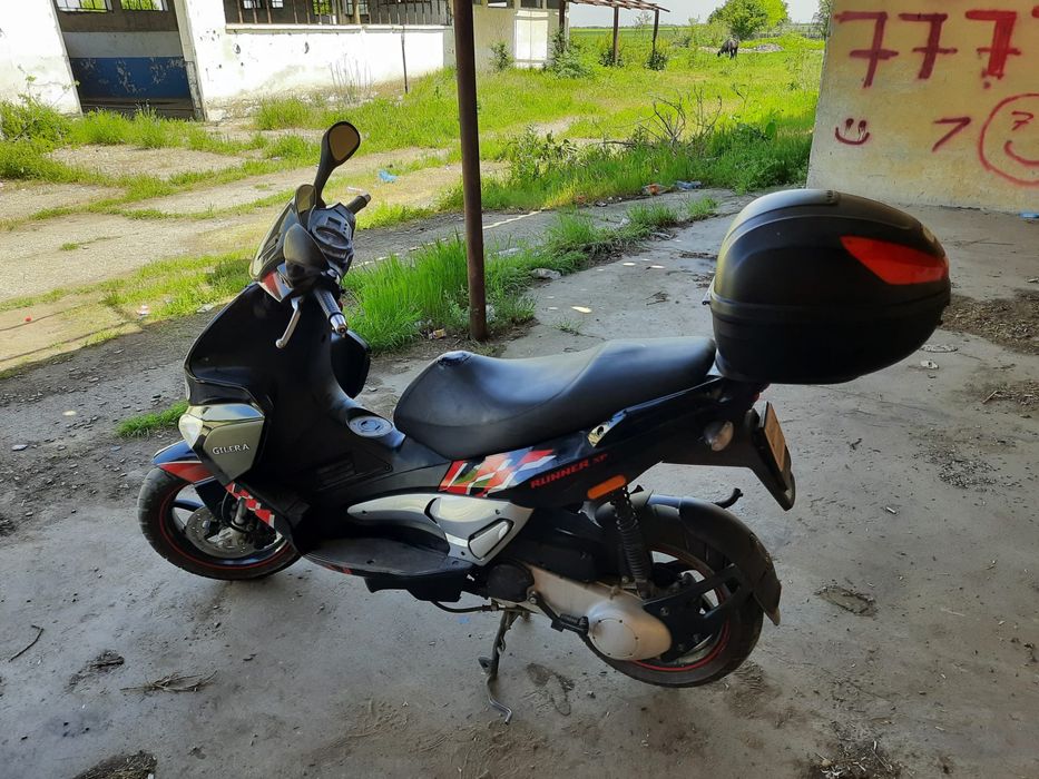 Vând scuter Gilera Runner 50cc 2T – acte complete, portbagaj