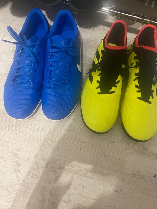 Маратонки за футбол Nike , adidas