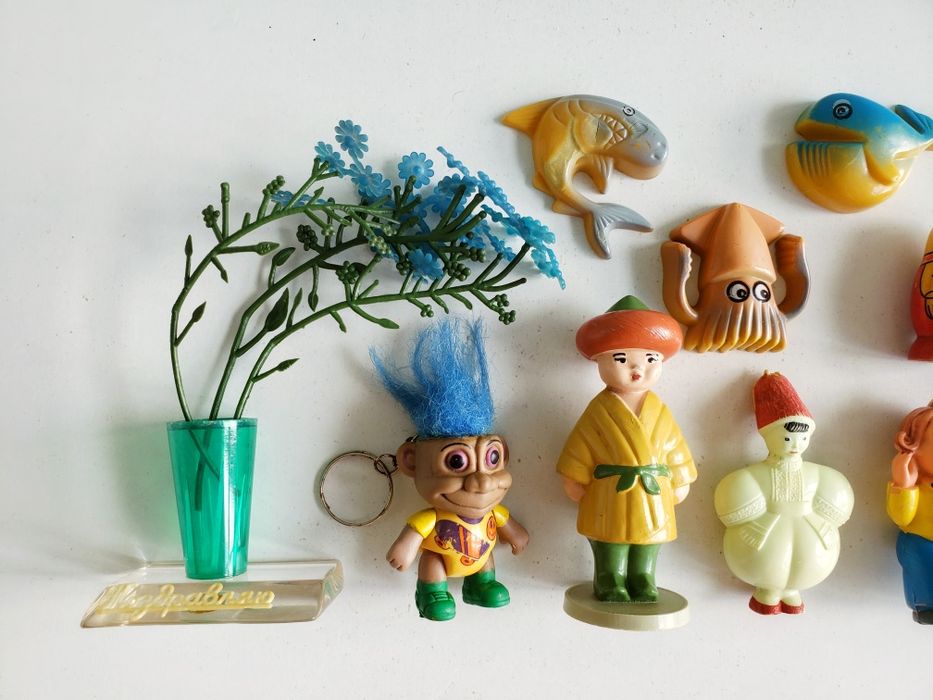 Винтажные игрушки и сувениры