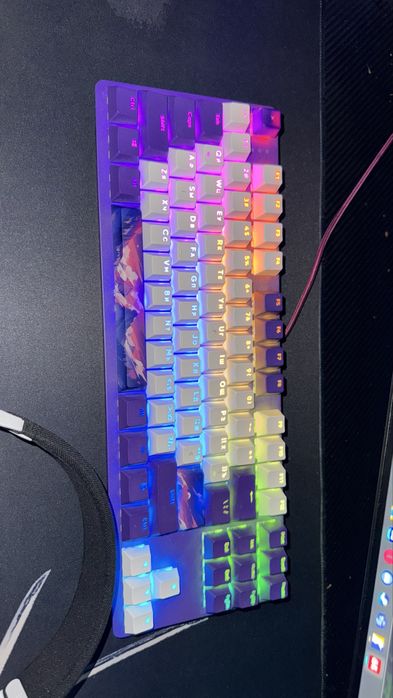 Компьютер полный сет, отдам со столом. Торг