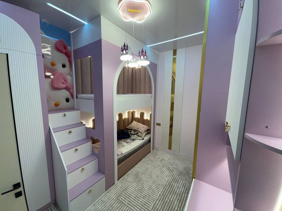 Продаётся 2-комнатная квартира в 4-ком  планировке Бузбазар /м.БИЮ