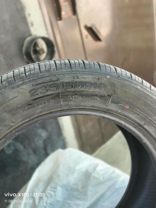 Шины 235/55R18.