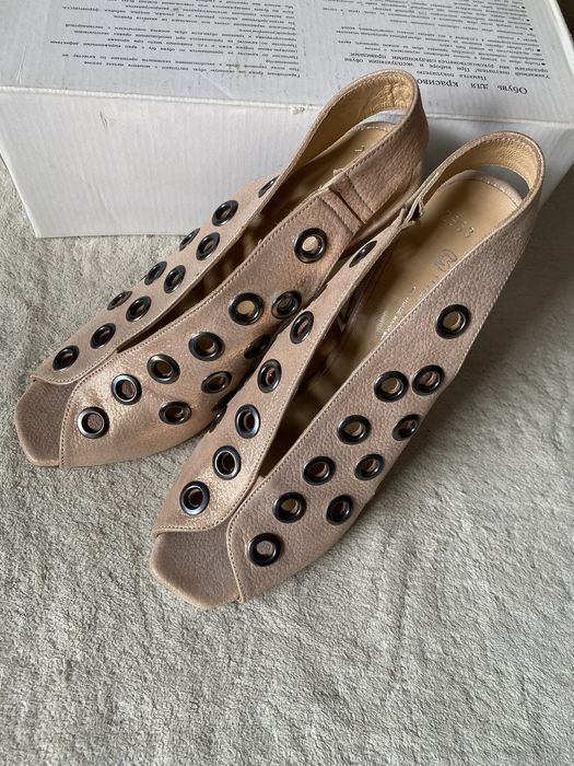 Продам босоножки кожа 37 размер