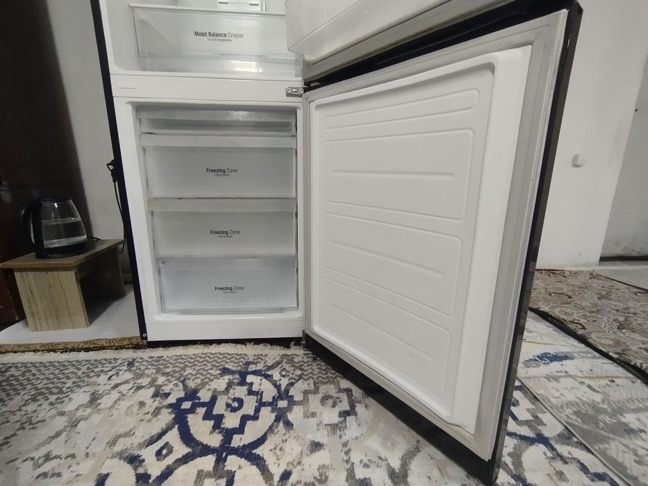 Продам холодильник