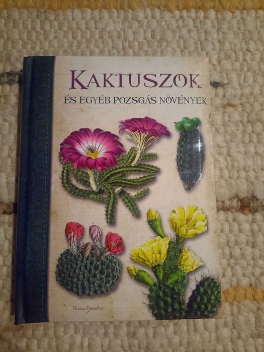 Nuria Penalva: Kaktuszok [carte in limba maghiara]