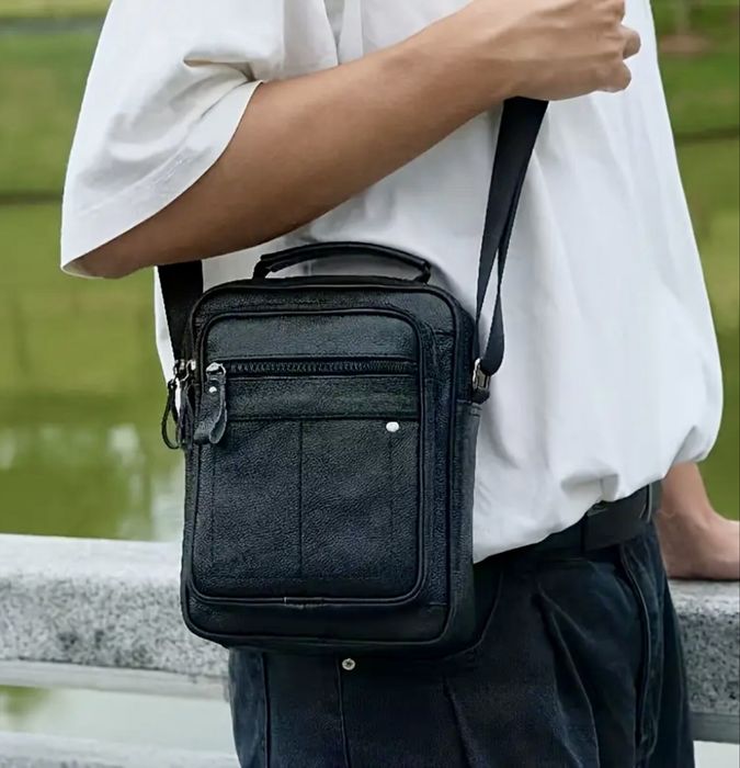 Мъжки елегантни кросбоди чанти с два размера /Черна естествена кожа!