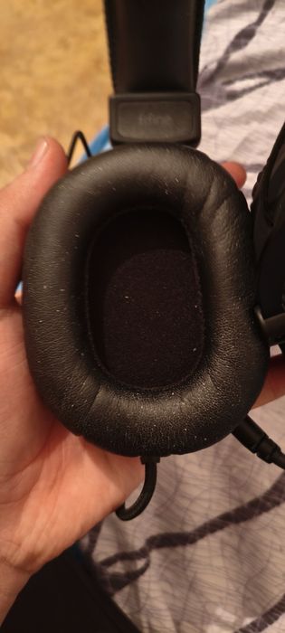 Продам наушники Ampligame h6