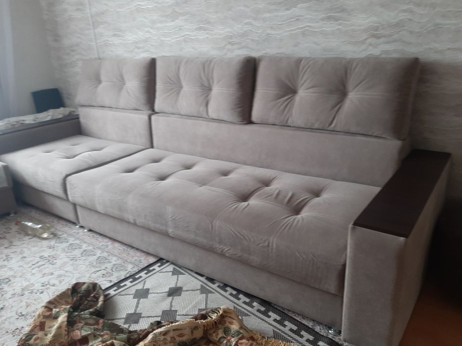 Срочно продам диван торг
