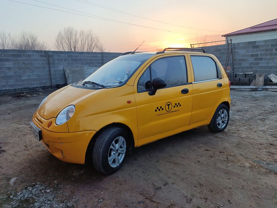 Matiz mashinasi sotiladi