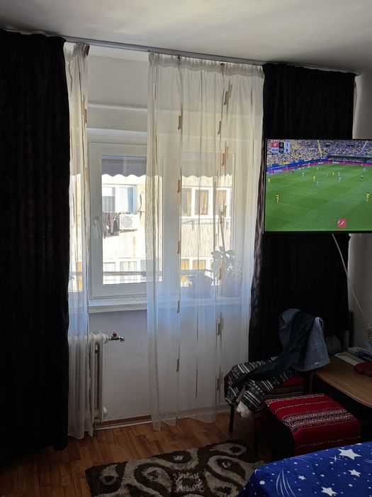 Camera de camin pe putnei (sarari)