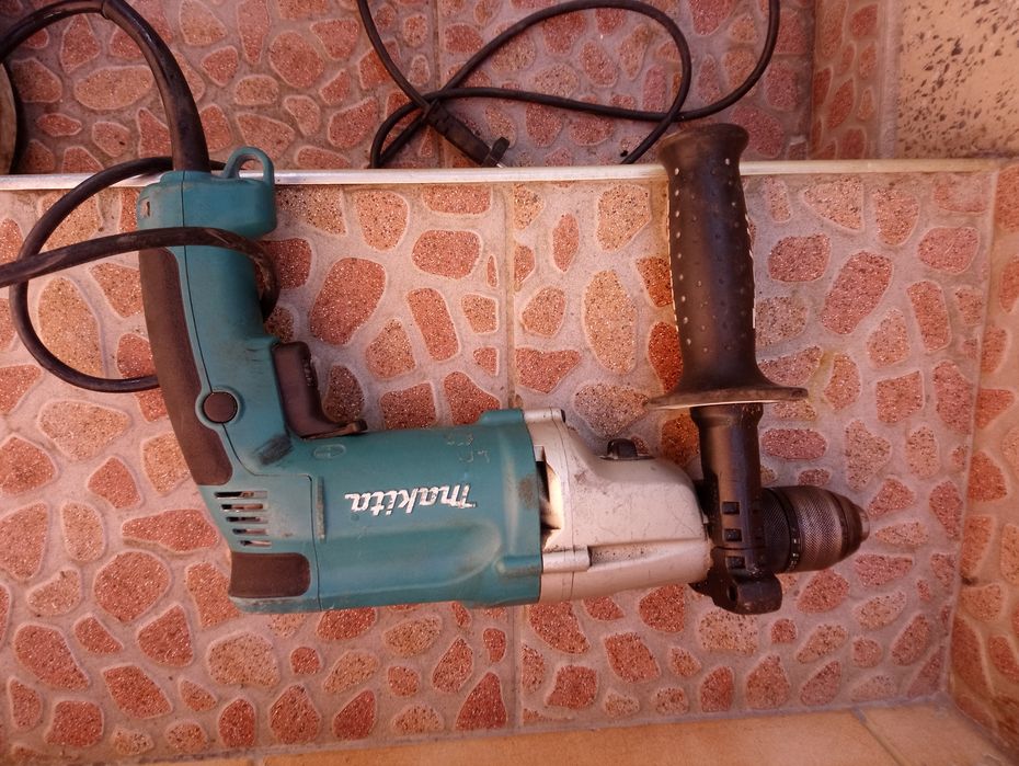 Ударна Дрелка Makita DP4011