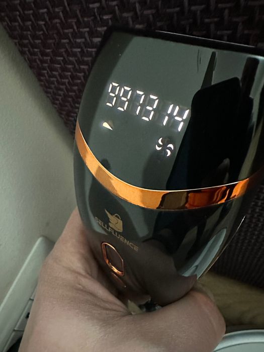 Epilator IPL Sellfluence, clasa Premium, 999.999 pulsatii